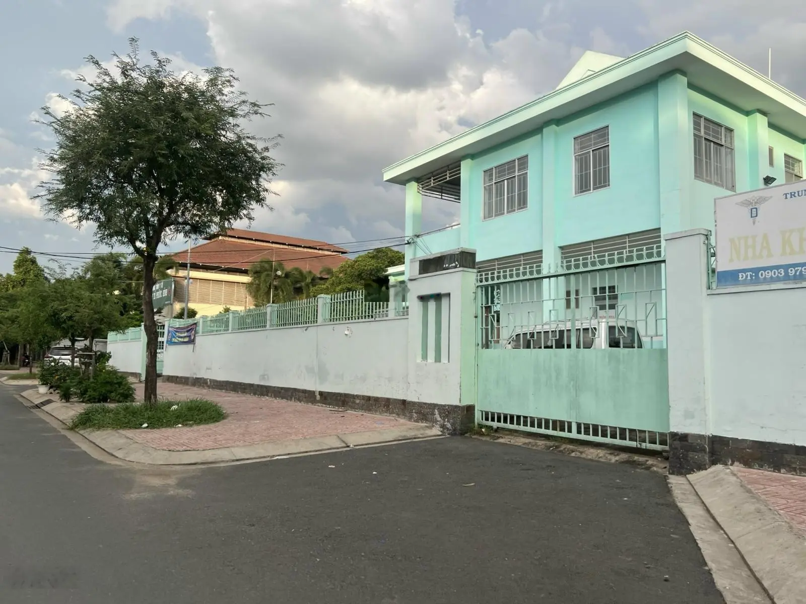 Chính chủ cần bán gấp nhà phố 9tỷ - 86m2 - cách Đỗ Xuân Hợp 50m