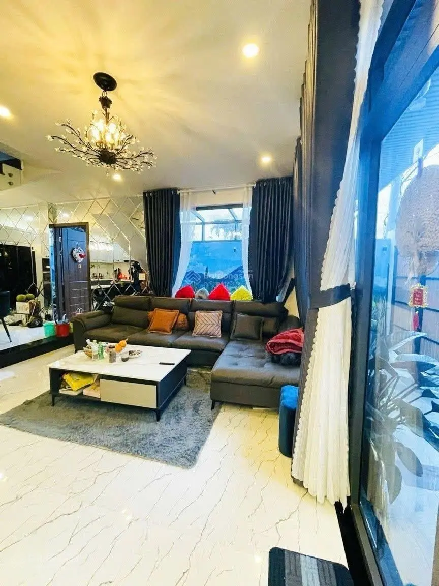 Villa mini góc 2 mặt tiền Trần Hưng Đạo 108m2, ngang 9m, 3 tầng cách Hồ Xuân Hương chỉ 500m