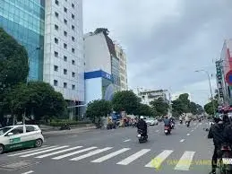 Cơ Hội Sở Hữu Lô Đắc Địa Đường Phan Đăng Lưu Giá Tốt, Dòng Tiền Ngay, Tiềm Năng Phát Triển Vô Cực