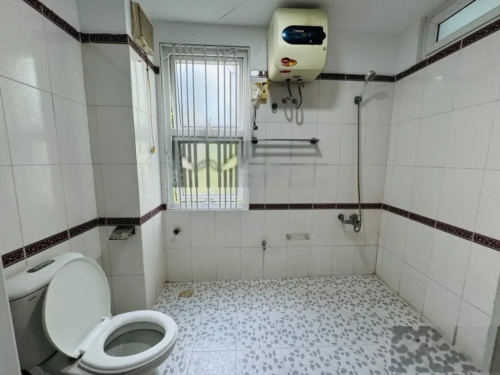 Bán nhà Kim Ngưu - ô tô đỗ gần - trước nhà rộng thoáng - 45m2 - 5 tầng. Giá: 6,6 tỷ. LH: 0779 548 ***