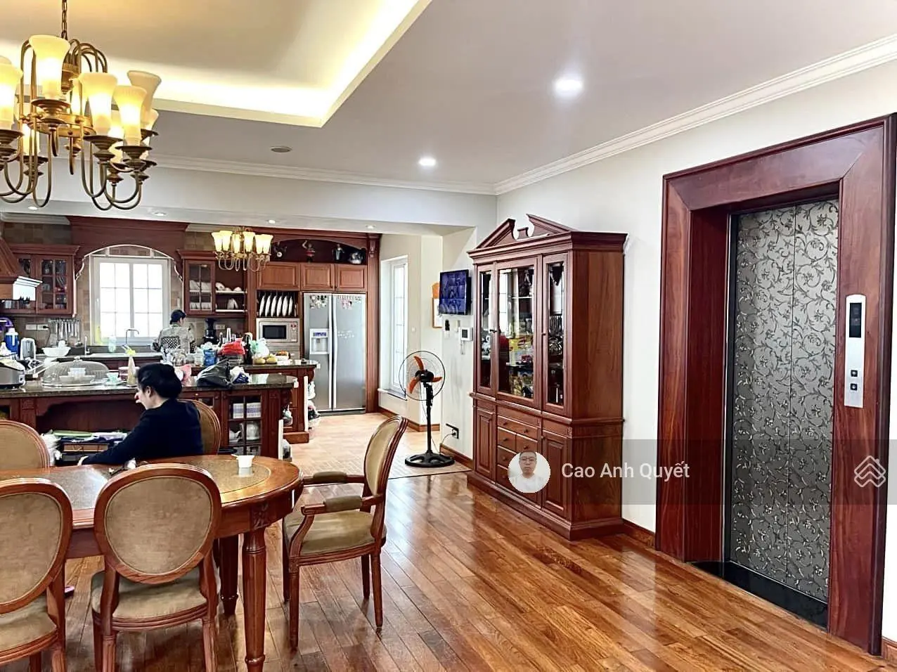 Bán nhà 242m2 8T view hồ 2 ô tô tránh 2 vỉa hè quận Hai Bà Trưng 65 tỷ Võ Thị Sáu