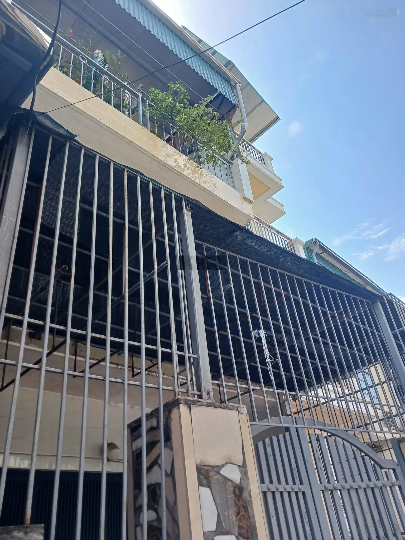Bán nhà phố Thạch Cầu, Quận Long Biên, diện tích rộng, giá siêu mềm
