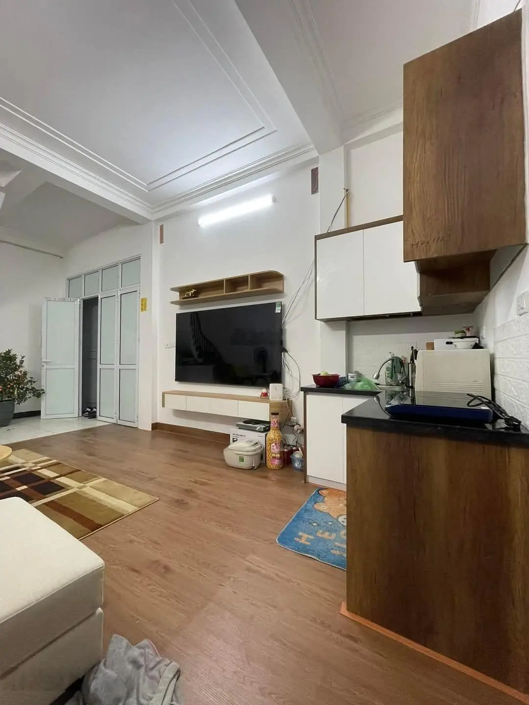 Bán nhà Bạch Mai, quận HBT. DTSD 30.2/42m2* 4 Tầng *4 PN full tiện ích. Chỉ 5,5 tỷ.