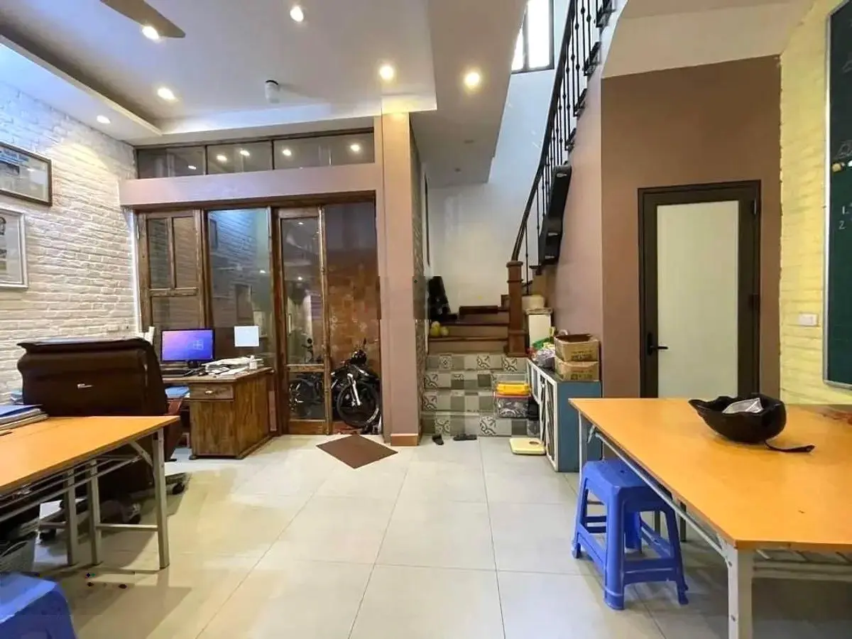 Chỉ 8.5 tỷ sở hữu biệt thự mini gần Phố Huế 65m*5T*6mMT đẹp long lanh.