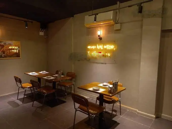 Chính chủ hạ 64 tỷ! Bán gấp nhà MT Hồ Tùng Mậu Sát Bitexco, Quận 1. (5x25m) 4 tầng. HĐT 219 tr/th