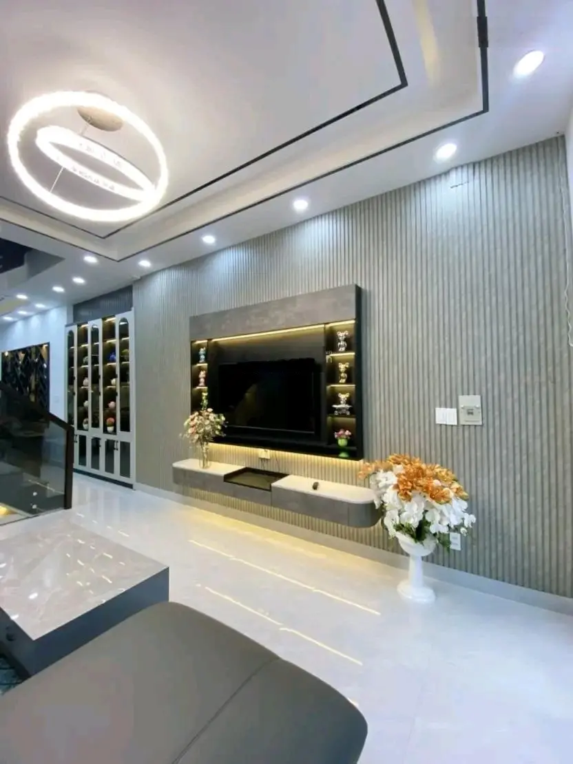 Bán nhà giá chỉ 3TỶ420/80,5m2 đường 3/2 - P. 8 - Q. 10, cho thuê 25tr, gần Bệnh Viện Nhân Dân 115