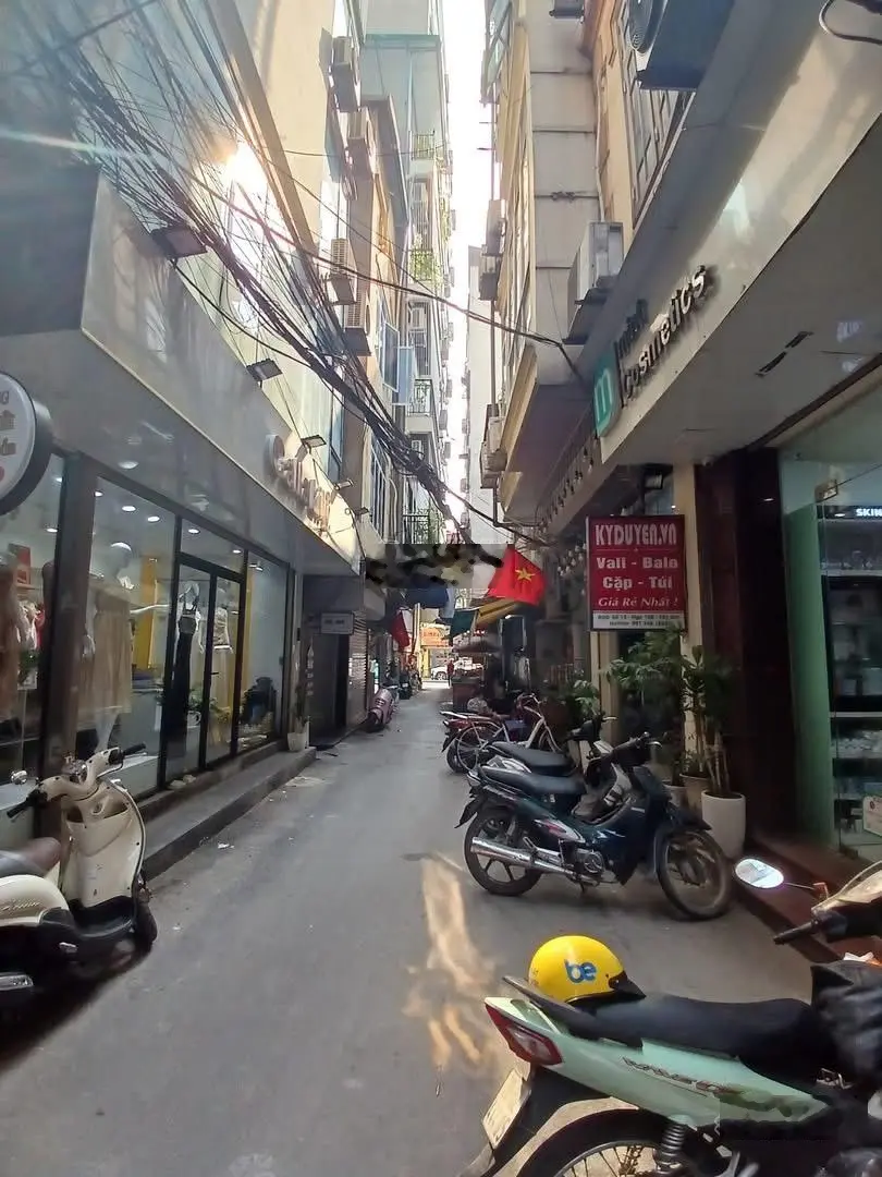 Bán nhà mặt ngõ Chùa Láng - kinh doanh - ngõ thông - về ở ngay, DT: 45m2 - 4T, MT: 7m, giá: 14.3 tỷ
