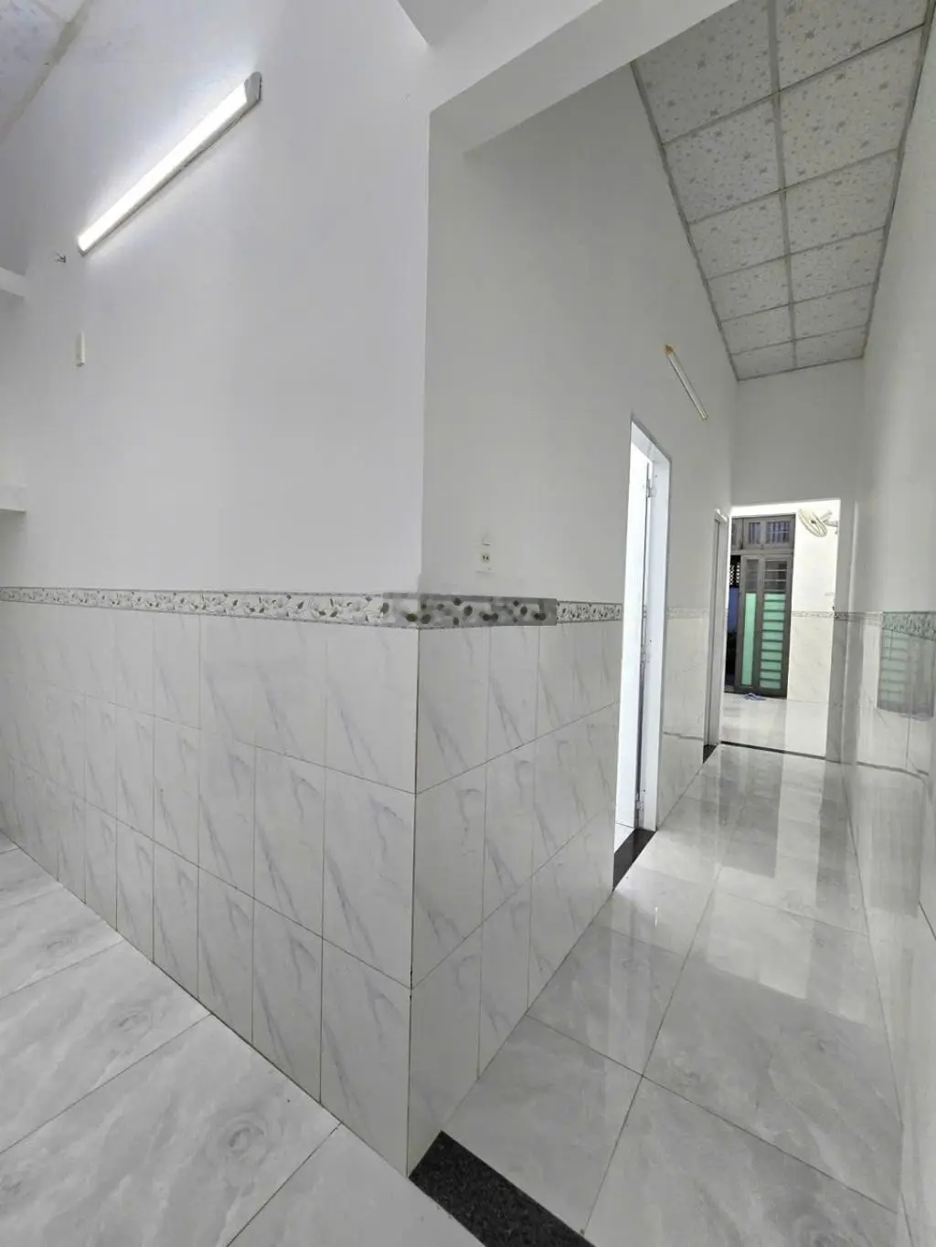Bán nhà Đường 11, Linh Xuân, Thủ Đức, 52m2, đường ô tô, chỉ 3, X Tỷ