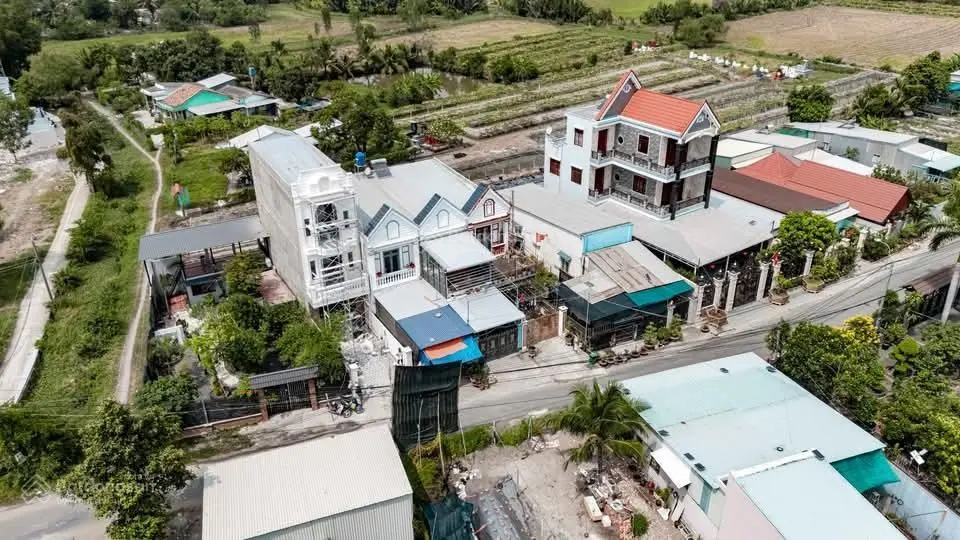 Hàng hiếm tại đường Long Phú, thị trấn cần giuộc, 2,9 tỷ, 100m2, 4PN, 2WC, nhà phố đẹp