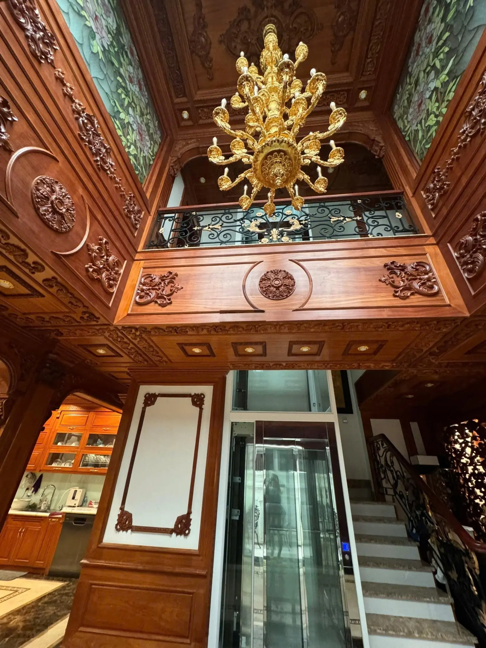 Bán gấp biệt thự song lập 210m2 Vinhomes The Harmony, Hoàn thiện có thang máy 4PN