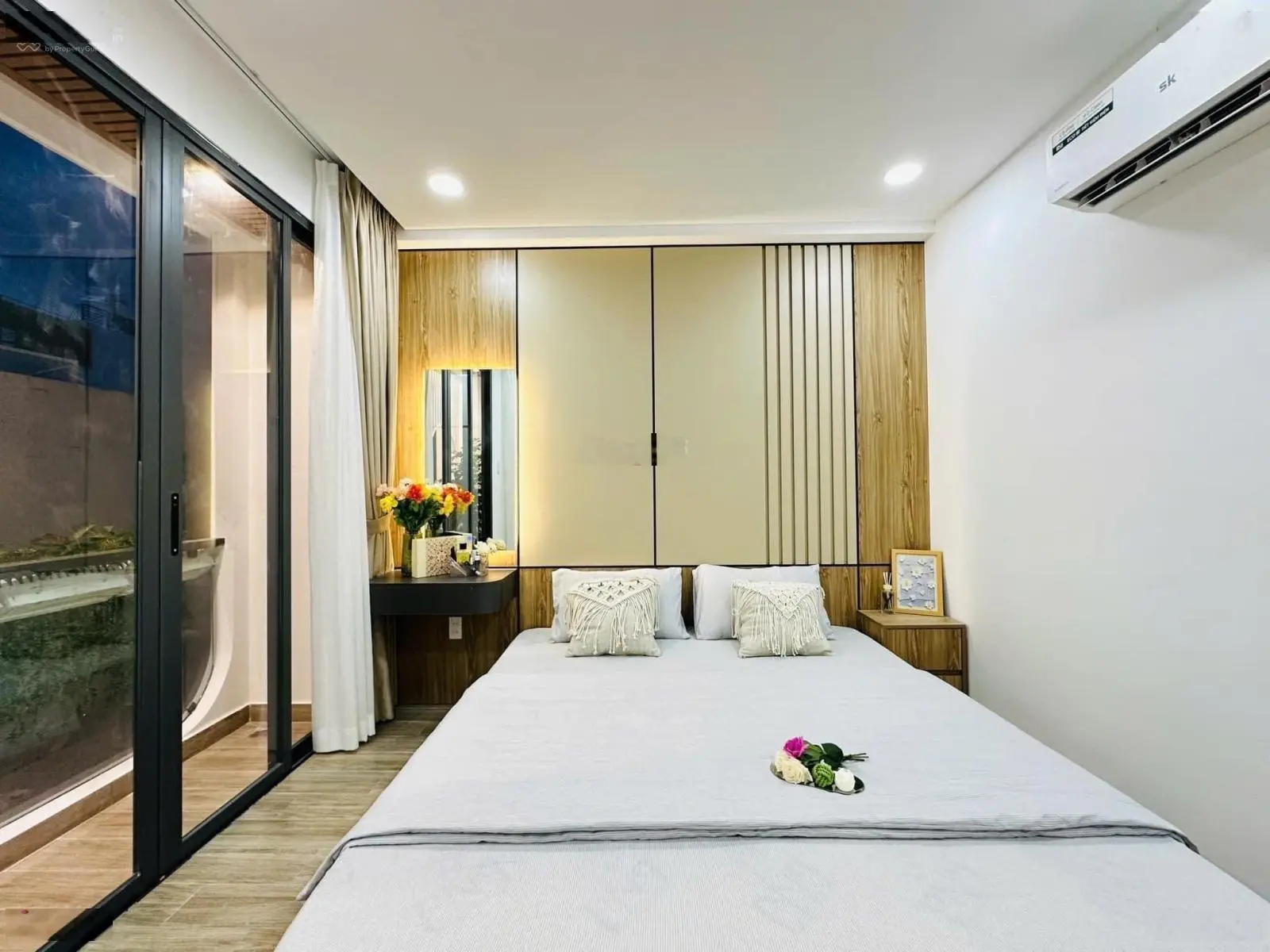 Super Luxury kinh doanh siêu đỉnh Tân Vĩnh, P6, Q4. DT: 56m2 sổ riêng, đang cho thuê 25tr