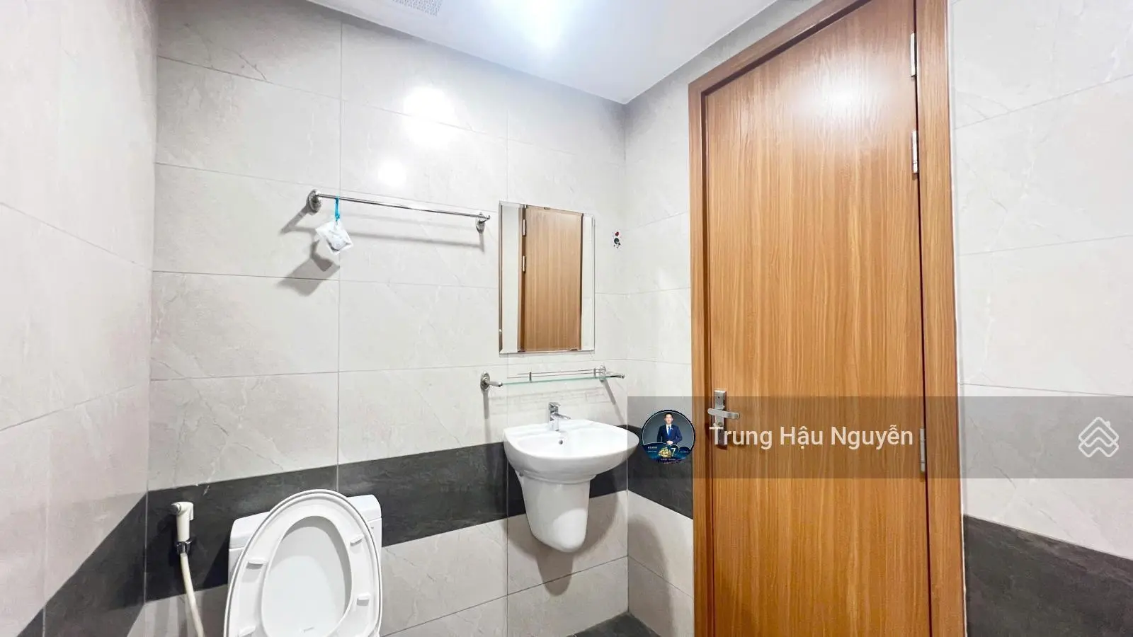 Căn hộ Sophia Center PC 2 phòng ngủ, tầng trung, 50m2, view hồ bơi, tầng trung, nội thất cơ bản