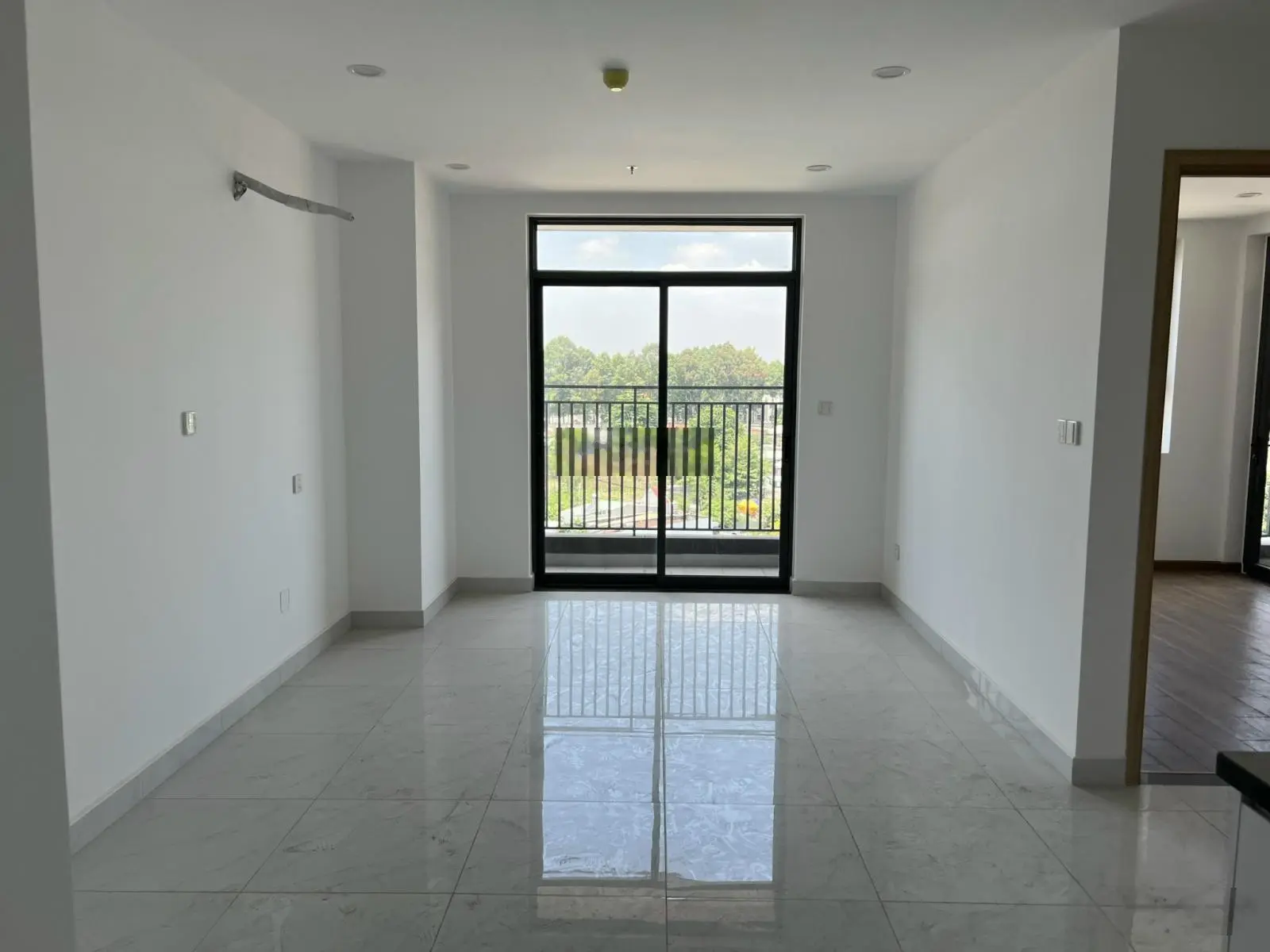 Bán căn hộ Thủ Đức Làng Đại Học Quốc Gia, The East Gate 2.1 tỷ/căn nhận nhà ở liền