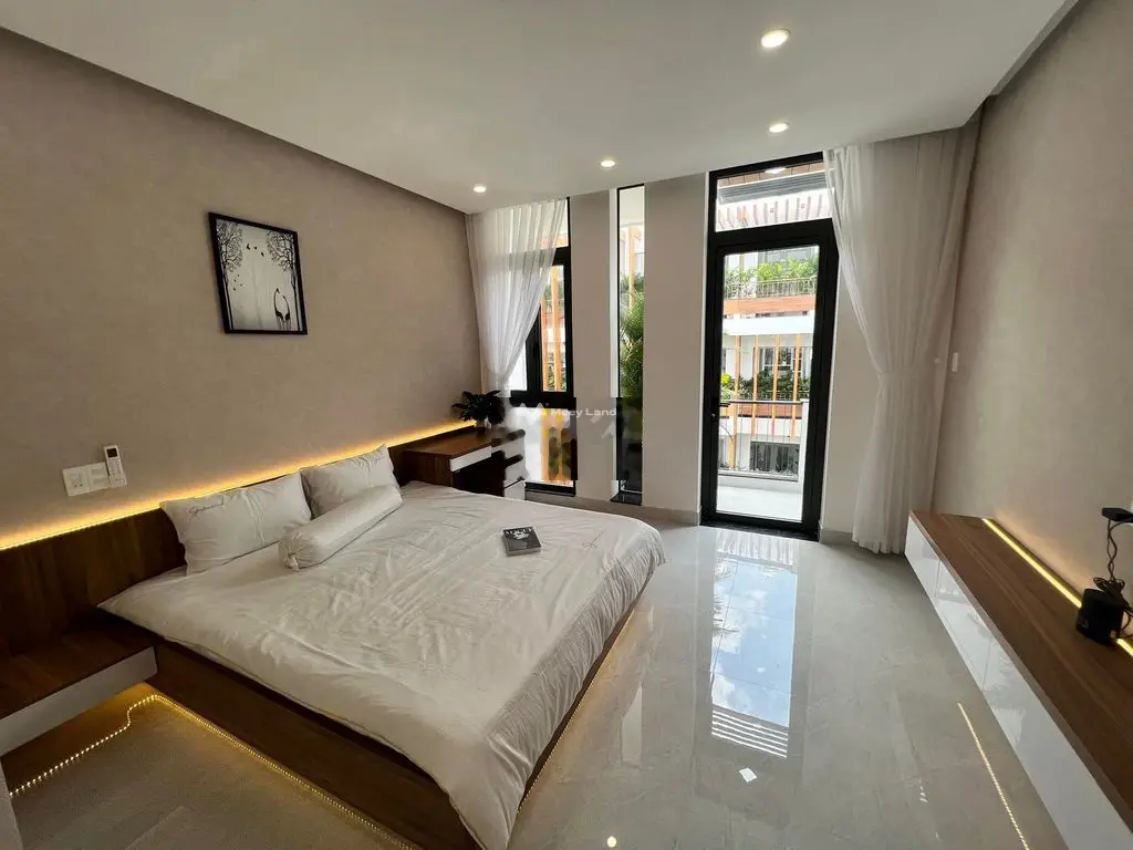 Gấp bán! Nhà đẹp ở ngay Phan Xích Long Phú Nhuận 72m2 chỉ 6,48tỷ