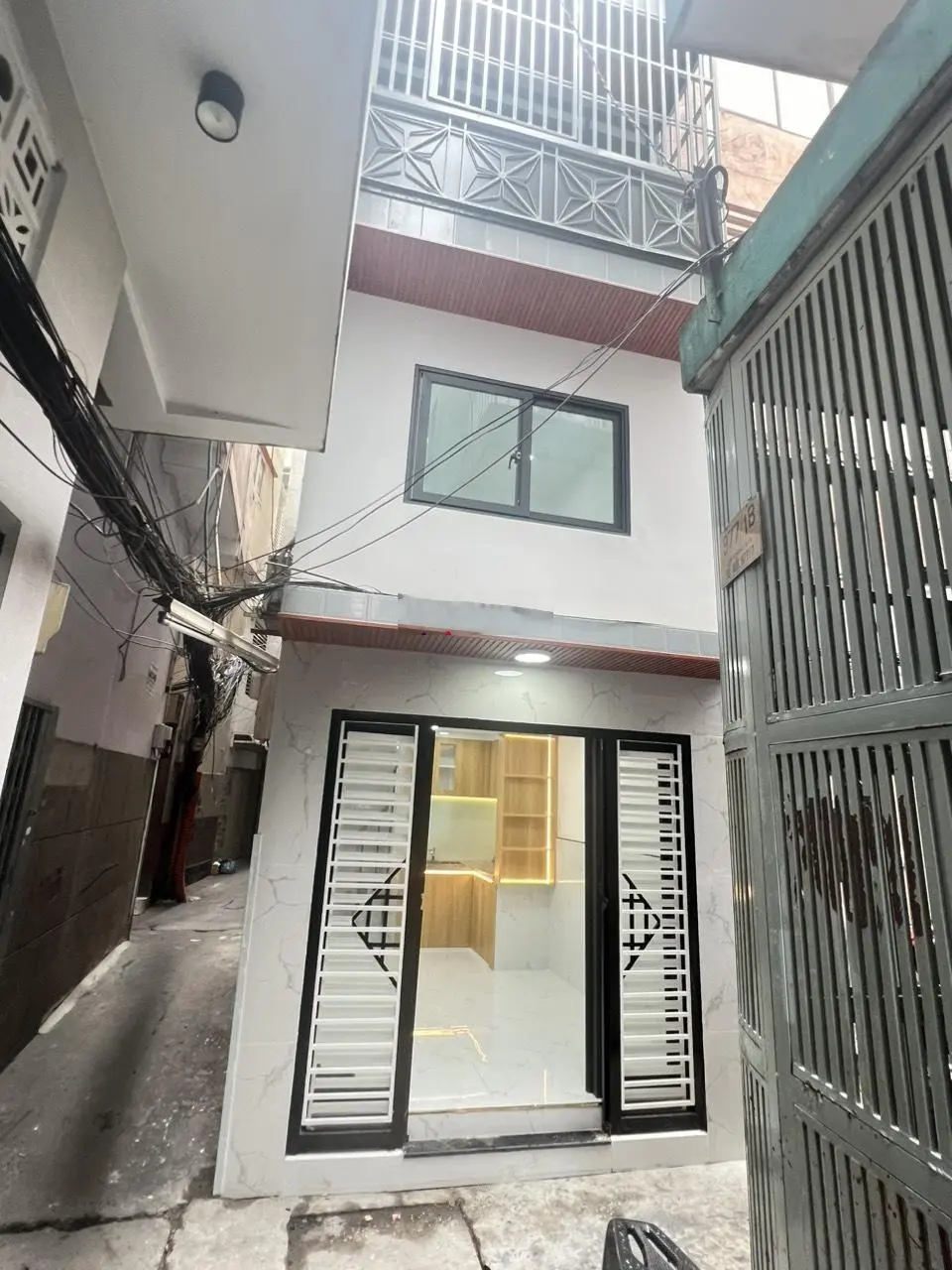 Bán nhà mới 100% cực đẹp Trần Hưng Đạo, P5, Quận 5, hẻm 3m thông cách mặt tiền 20m, ngay trung tâm