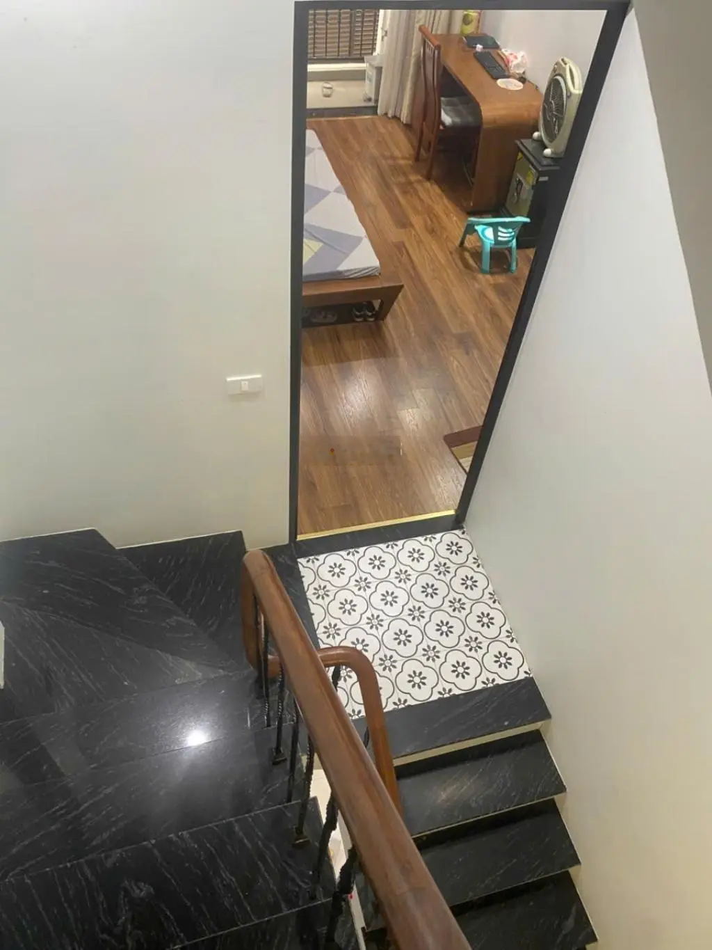 Định Công Thượng DT 32m2 MT 4m, nhà đẹp mặt ngõ thông ôtô vào nhà kinh doanh an sinh đều đỉnh