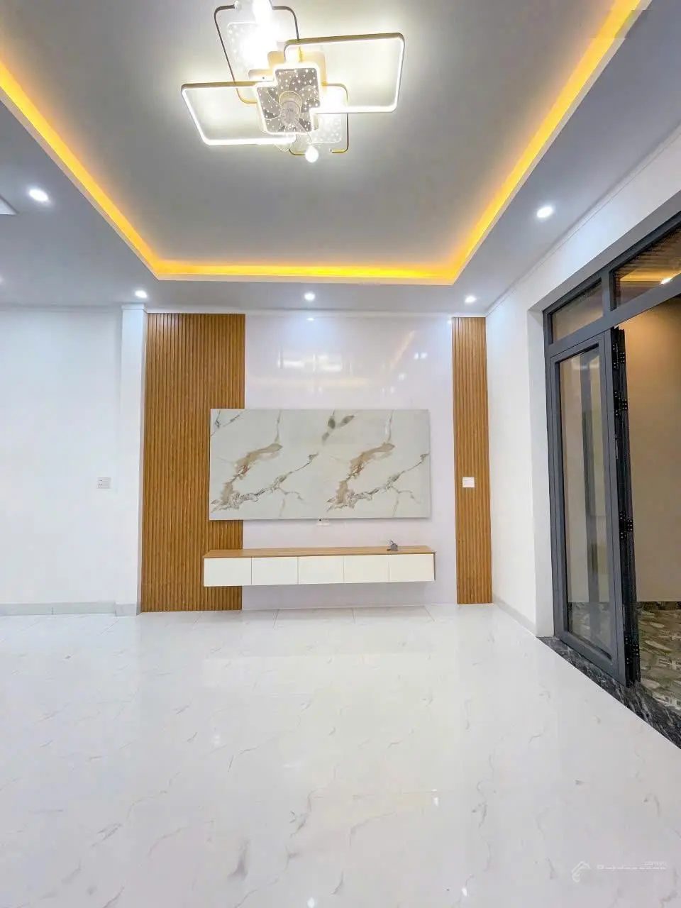 Chủ ngộp hạ giá 200tr bán nhà gần Đồng Khởi - cây xăng Đức Hưng