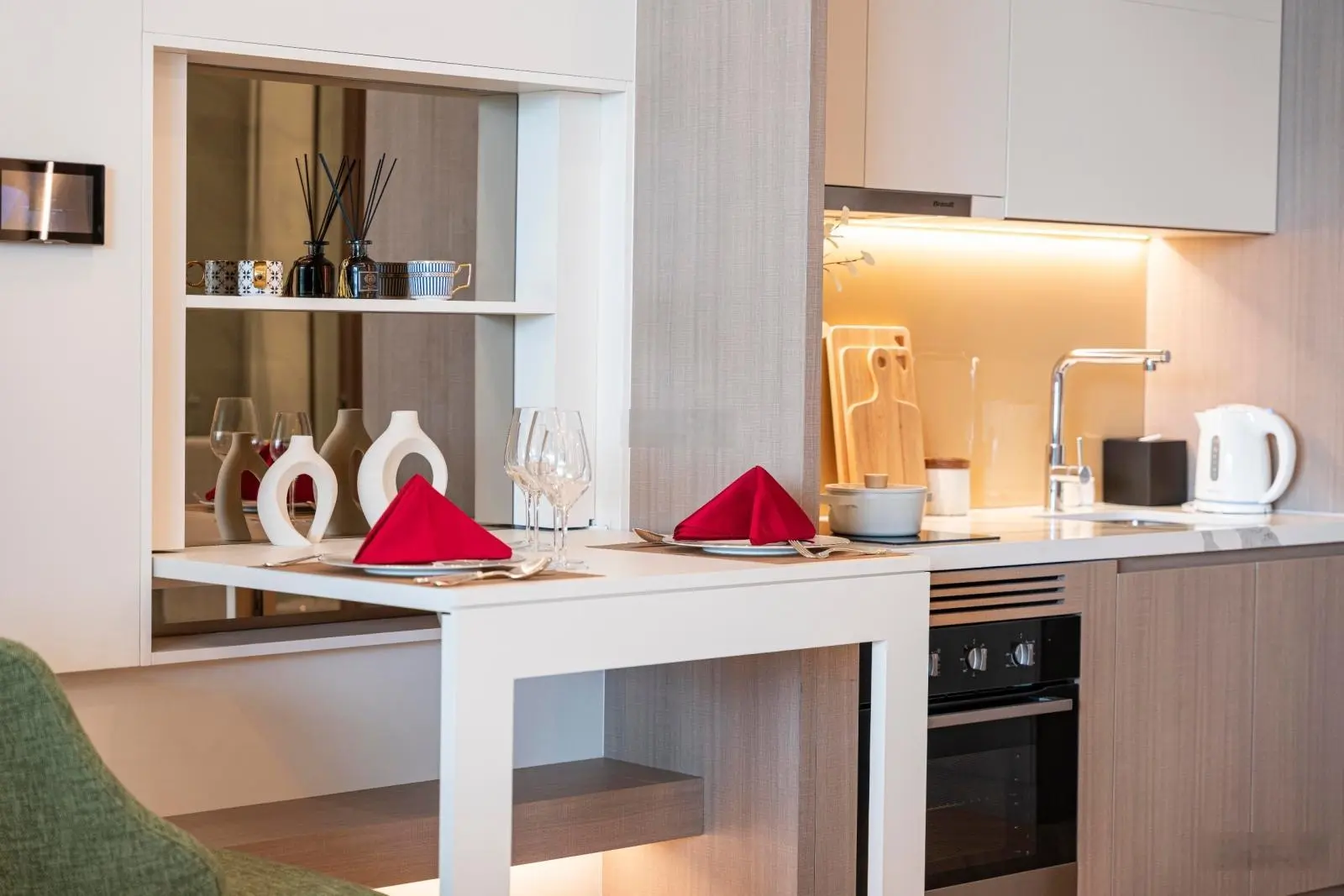 1 xuất ngoại giao độc quyền Sun Symphony Residence giá tốt, chỉ 2.6 tỷ/căn 1PN+, 49m2, tháng 8/2024