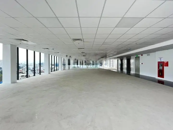Kẹt tiền bán gấp MT Nguyễn Gia Trí, Bình Thạnh, 8x40m, XD: Hầm + 7 Tầng - HĐT:300tr/th, giá 69 tỷ
