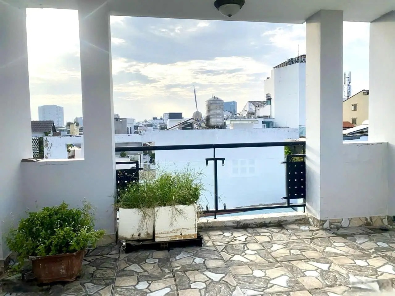Chính chủ cần bán nhanh nhà hẻm toạ lạc tại nhiêu trứ- phú thuận - 40m - 5 tầng giá 7,5tỷ