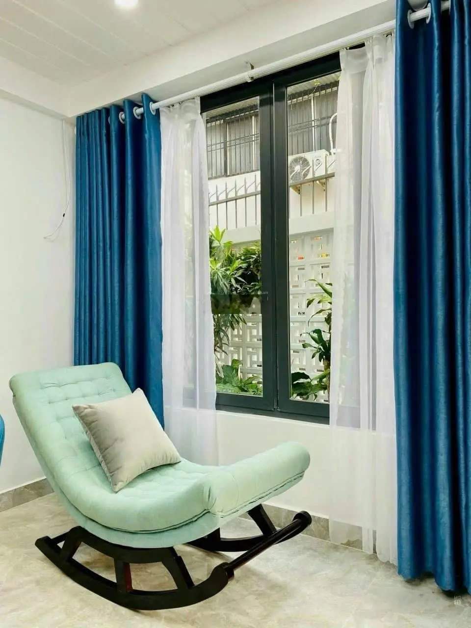 Villa giữa lòng gò vấp. nhà có dt ngang hơn 8m hàng hiếm. nhà mới 99%.