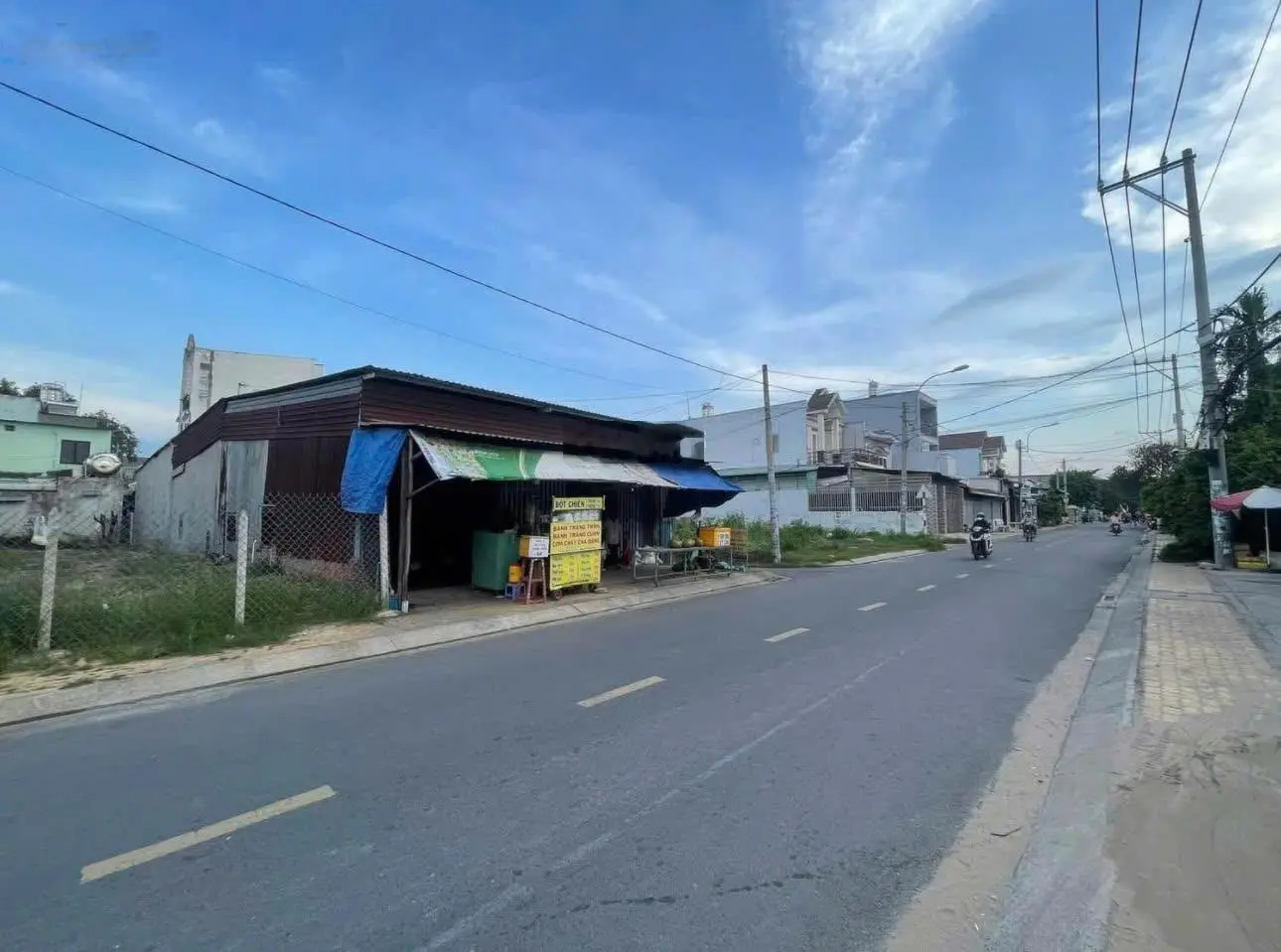 Bán lô đất giá yêu thương 479 triệu tọa lạc tại 30/4, Thị trấn Chợ Lách, Bến Tre có diện tích 120m2