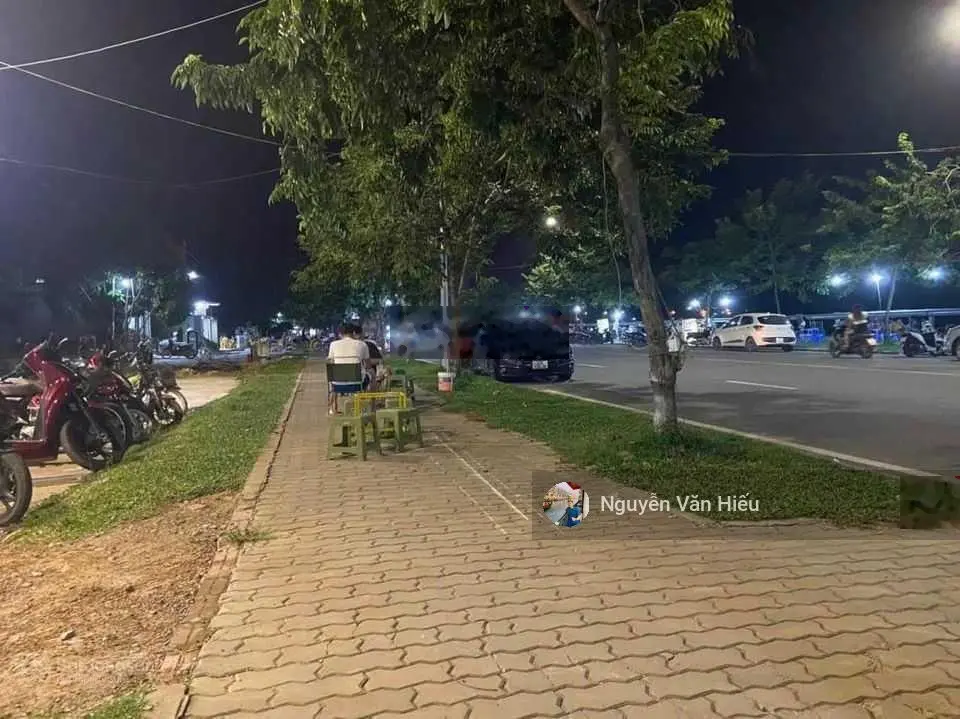 Chính chủ bán đất Tân Xã 60m2, 100m2, 200m2 0911 162 ***