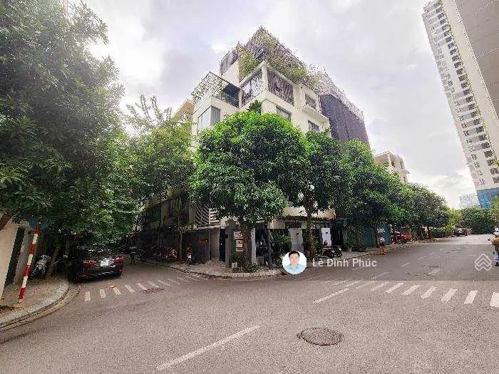Biệt thự liền kề, lô góc, 150m2x4T, mặt tiền 10m, vỉa hè, 3 ô tô tránh, 3 bước ra hồ, 28 tỷ