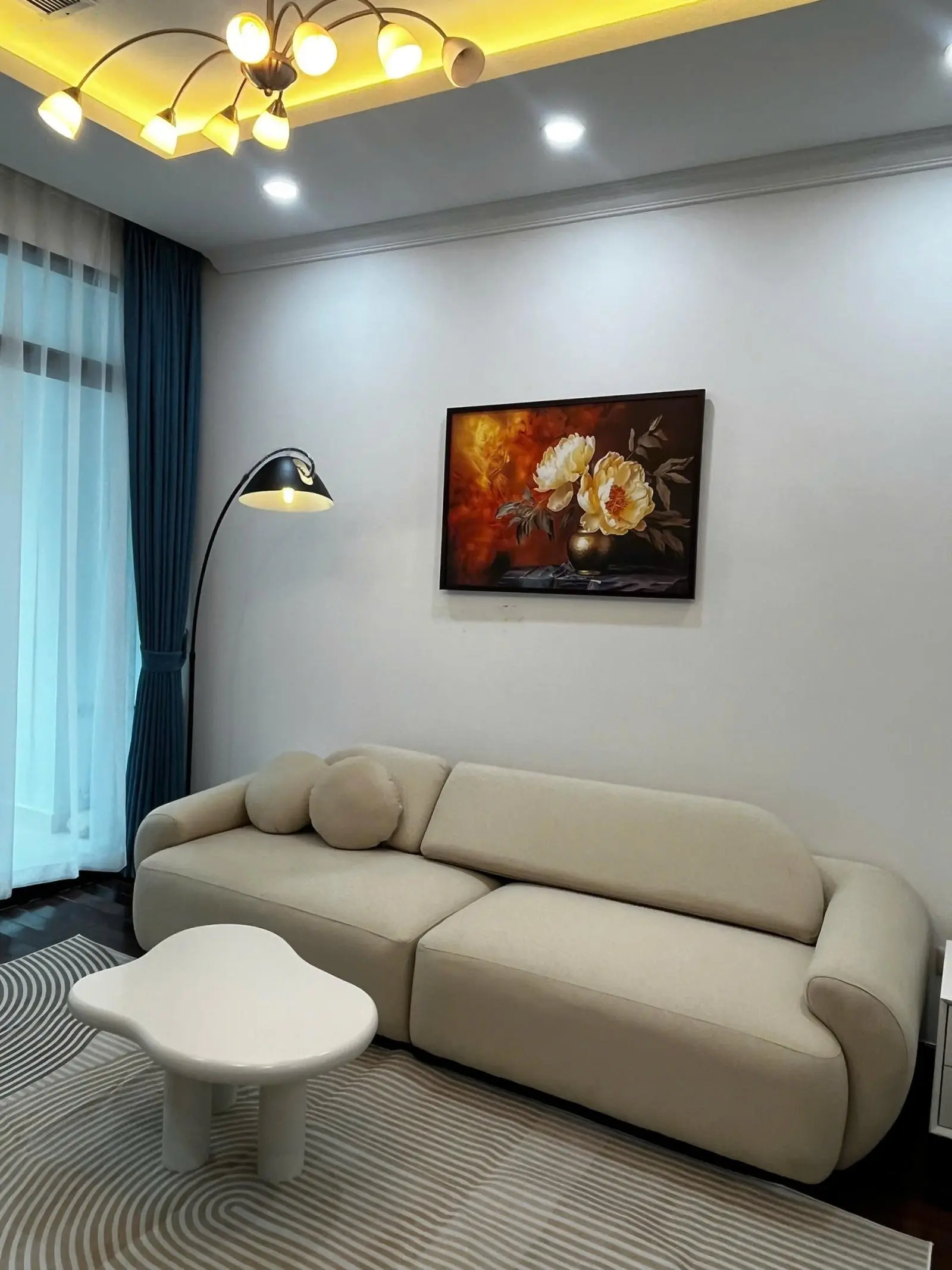 Bán căn hộ 1 phòng ngủ Vincom Bà Triệu