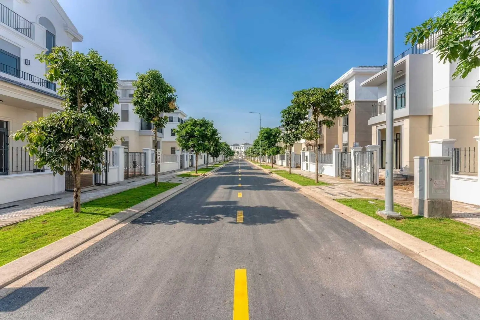 Bán biệt thự khu Grand Villas Aqua City DT: 15x20m giá 13 tỷ, (chuẩn bị có sổ hồng),PKD Novaland