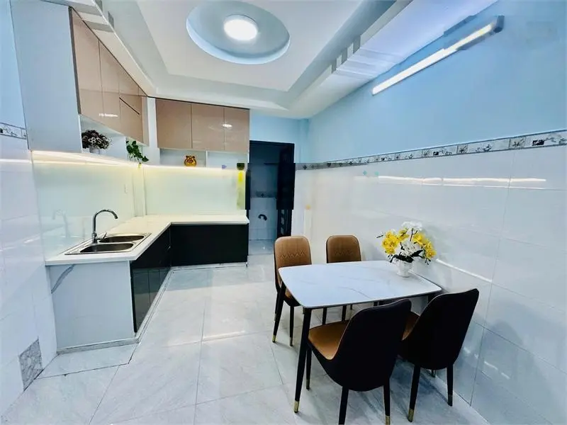Mặt tiền Đường Số 9, Phường 16. Nhà 48m2, 4 Tầng tặng nội thất, chỉ 6.35 tỷ