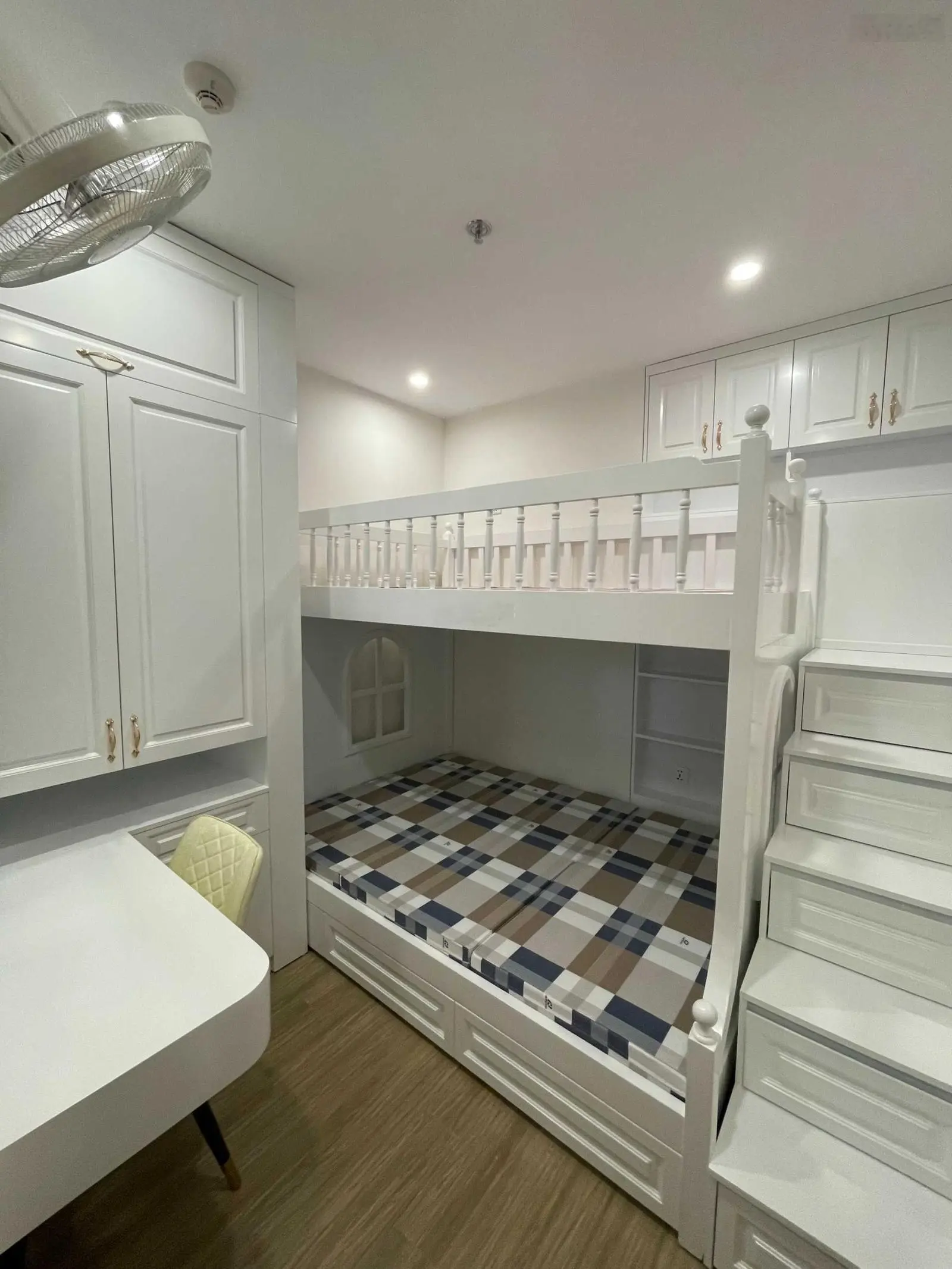 Cắt lỗ bán nhanh căn 2N1VS chỉ 2,530 tỷ tại vinhomes ocean park