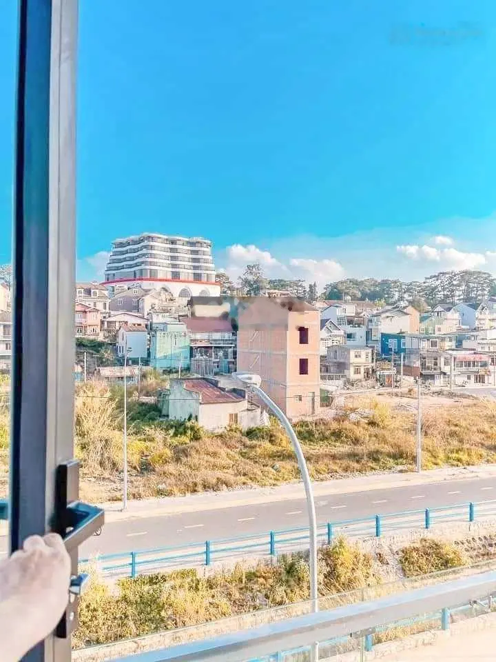 Khách sạn 2MT KQH Phạm Hồng Thái 90m2 ngang 4,5m 4 tầng 9 phòng kinh doanh cách Hồ Xuân Hương 800m