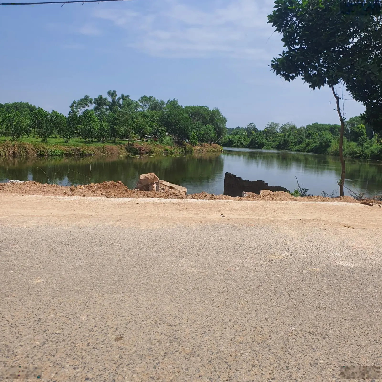 Siêu phẩm nghỉ dưỡng 3125m2 mặt đường nhựa vào khu nghỉ dưỡng Hồ Đồng Mô giá 6 triệu/m2