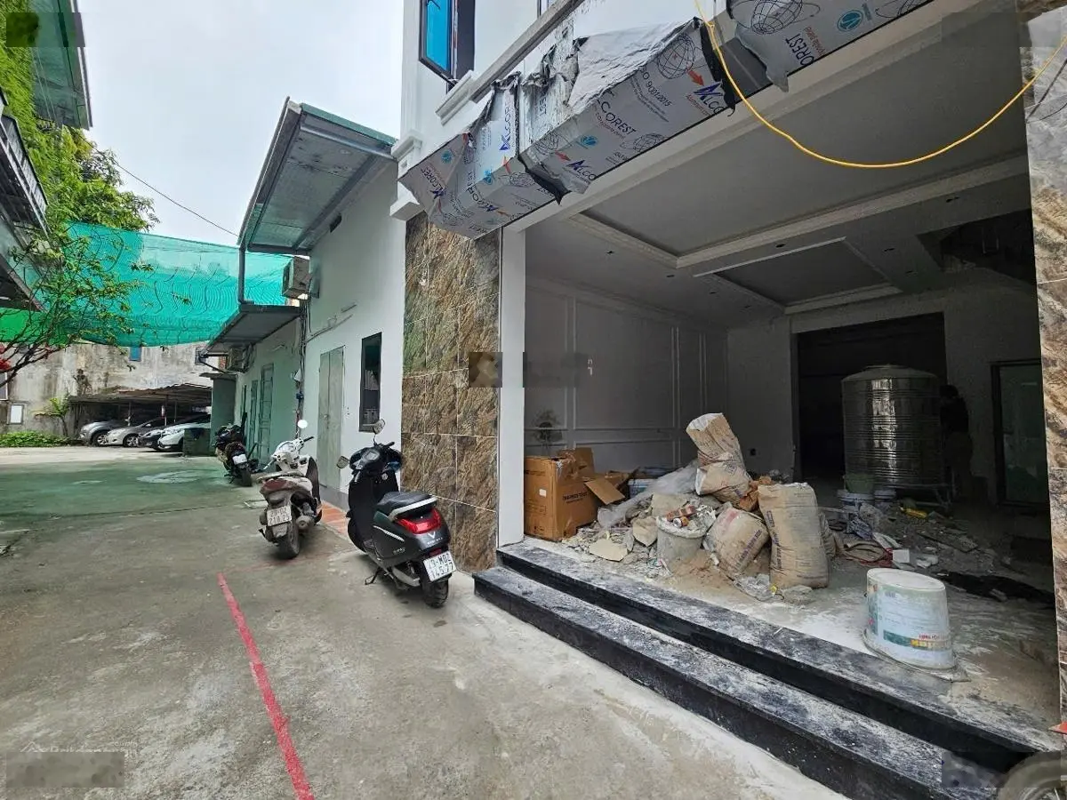 Bán nhà Đại Mỗ ô tô đỗ cửa 5 tầng 6 ngủ 6,5 tỷ