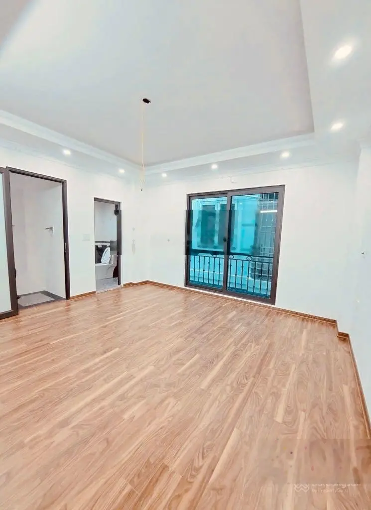 Bán nhà Hoàng Mai, ngõ to như phố, cách 1 nhà ra ô tô tránh, diện tích sử dụng tới 60m2 - 5,14 tỷ