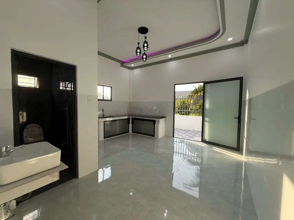 Nhà 139 m2 sơn đông tp bến tre