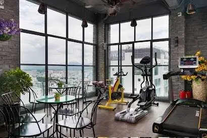 Cần bán khách sạn Nha Trang, đường Trần Quang Khải, 160m2, 20 tầng 70 phòng, 90 tỷ