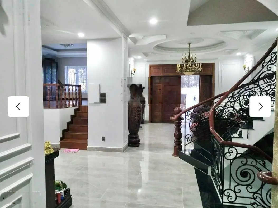 Bán biệt thự mới 100% HC 2024 vị trí VIP mặt tiền Cao Đức Lân 0909 924 ***