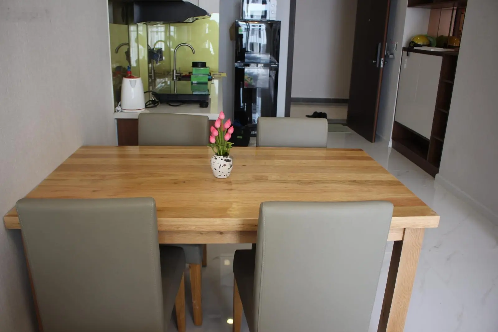 The Botanica, Giá bán bao sổ 3ty350, 57m2 hướng đông, tháp TB1 - LH 0908 457 *** gặp Linh