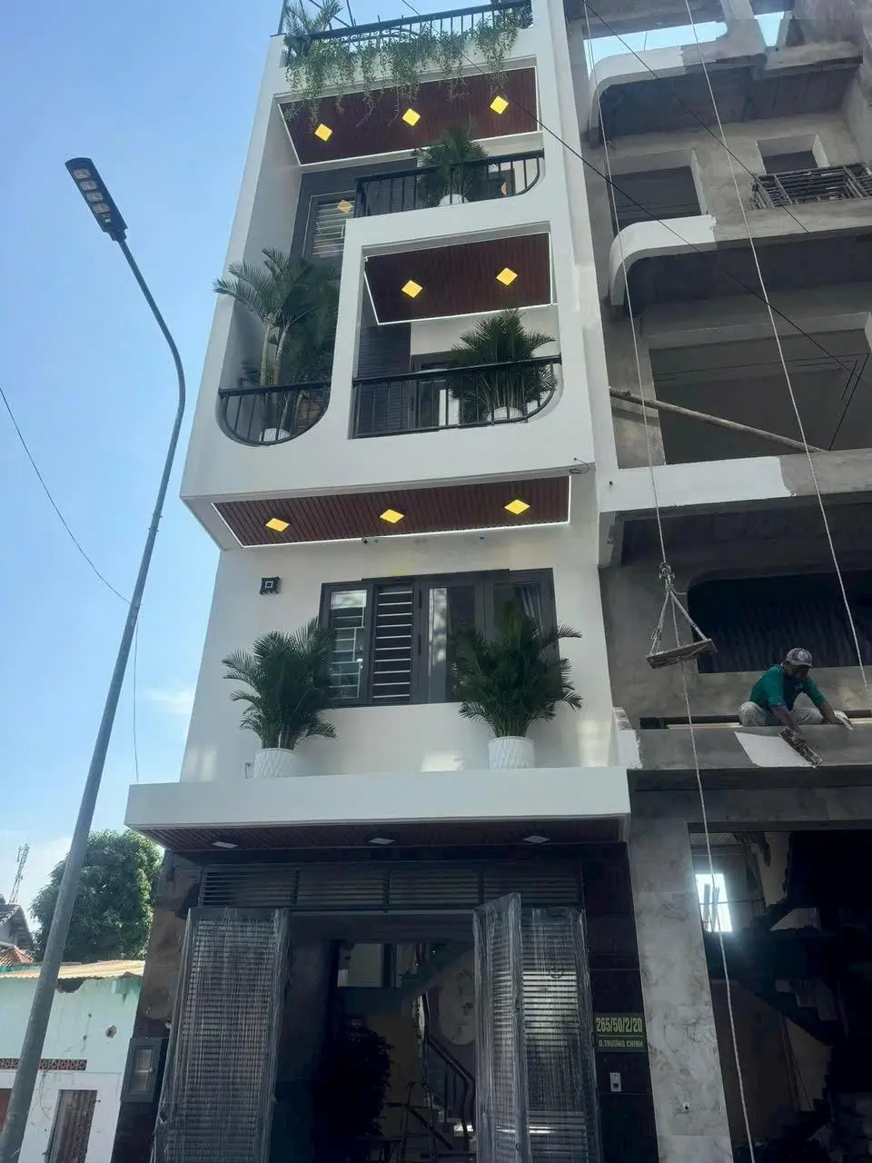 Nhà hẻm Trường Chinh, Tân Thới Nhất, DT: 4x18, trệt, lửng, 3 lầu