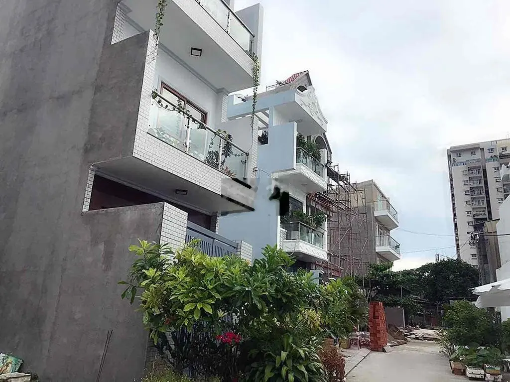 Đất ngay ĐH Sư Phạm Kỹ Thuật. giá 5.1 tỷ/67m2