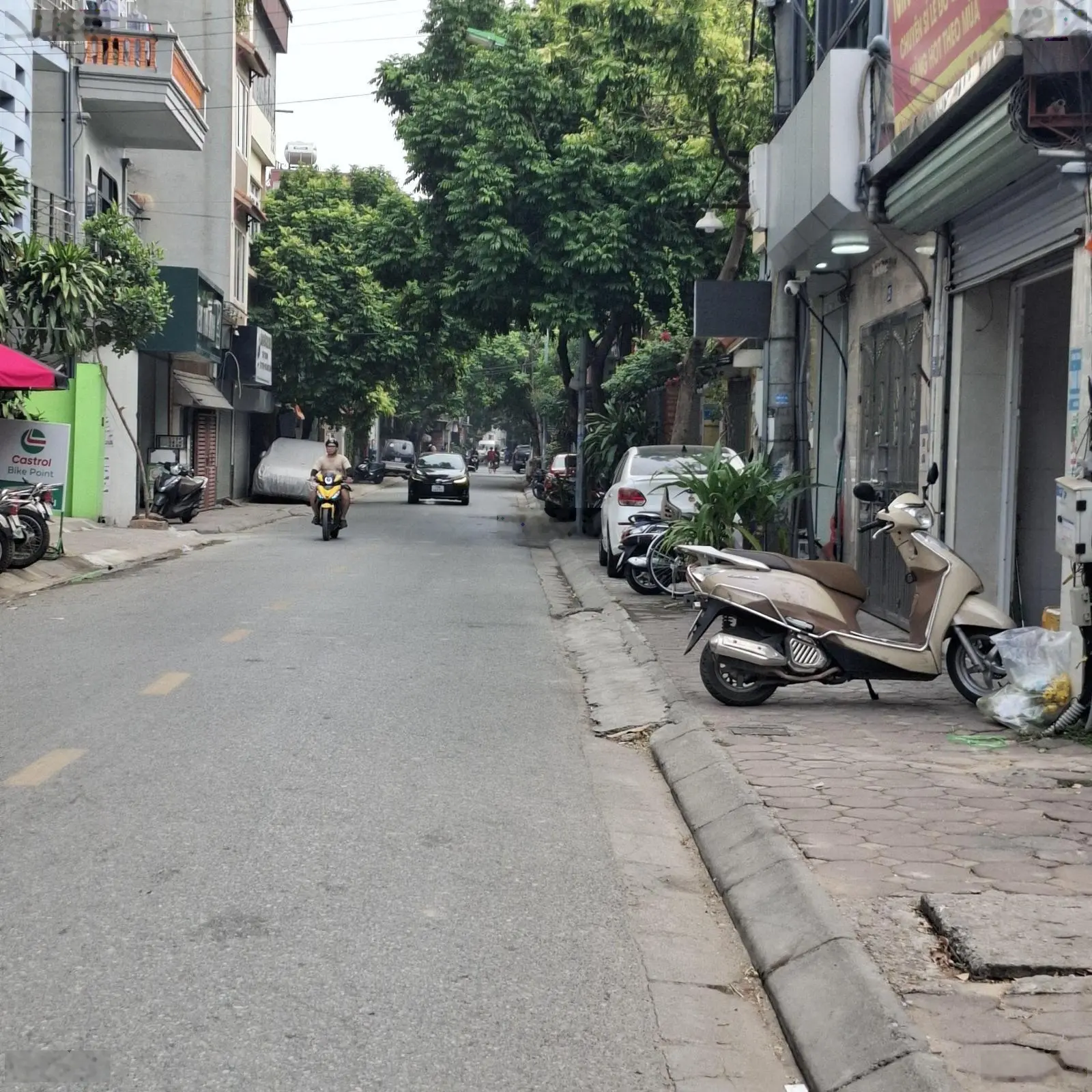 Bán gấp nhà dân xây 50m2 phố Chu Huy Mân phân lô ô tô tránh giá chỉ nhỉnh 10 tỷ