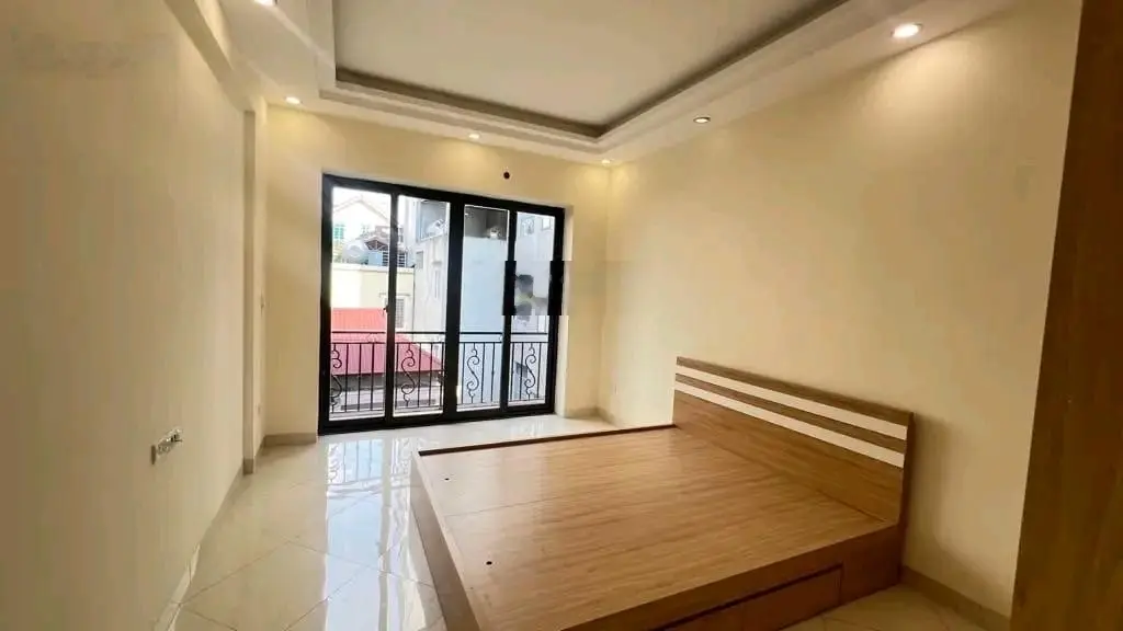 Bán nhà mặt ngõ phố Ngọc Hà, BD, DT: 70m2 x 5 tầng, giá: 12,7 tỷ