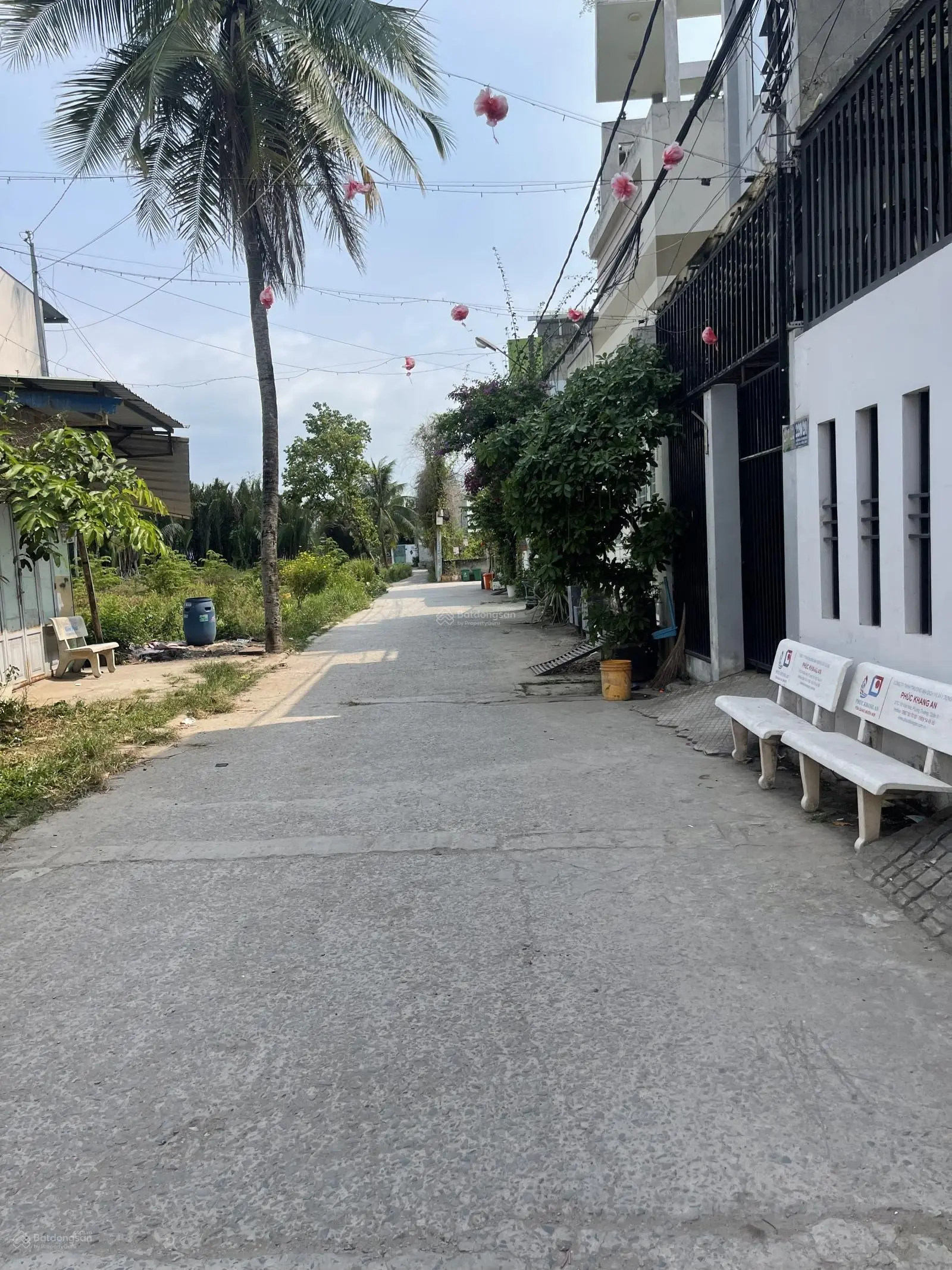 Bán nhà HXH đường Võ Văn Hát, Long Trường - 60m2 - 3 tầng - hoàn công đủ - 5.3 tỷ