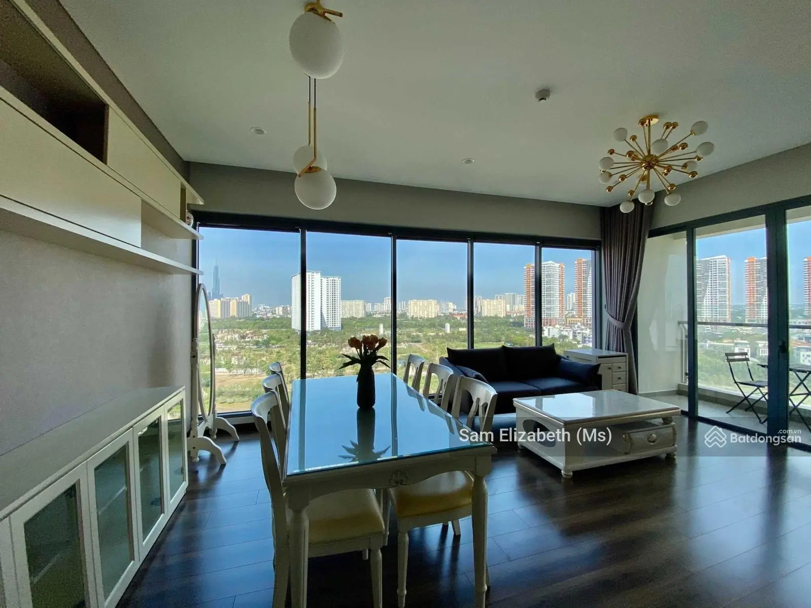 Ở đây sưu tầm toàn nhà đẹp - 3 phòng ngủ - 118m2 - lầu cao view sông + SG LM81, giá thật 12 tỷ