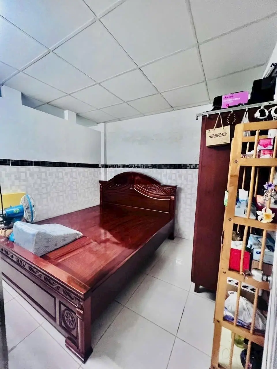 NHÀ Ở 3PN 2WC- 4 x 13,9M2 Hẻm xe hơi đường số 22 PHƯỚC LONG B Q9 ( gần CAO ĐẲNG CÔNG THƯƠNG)
