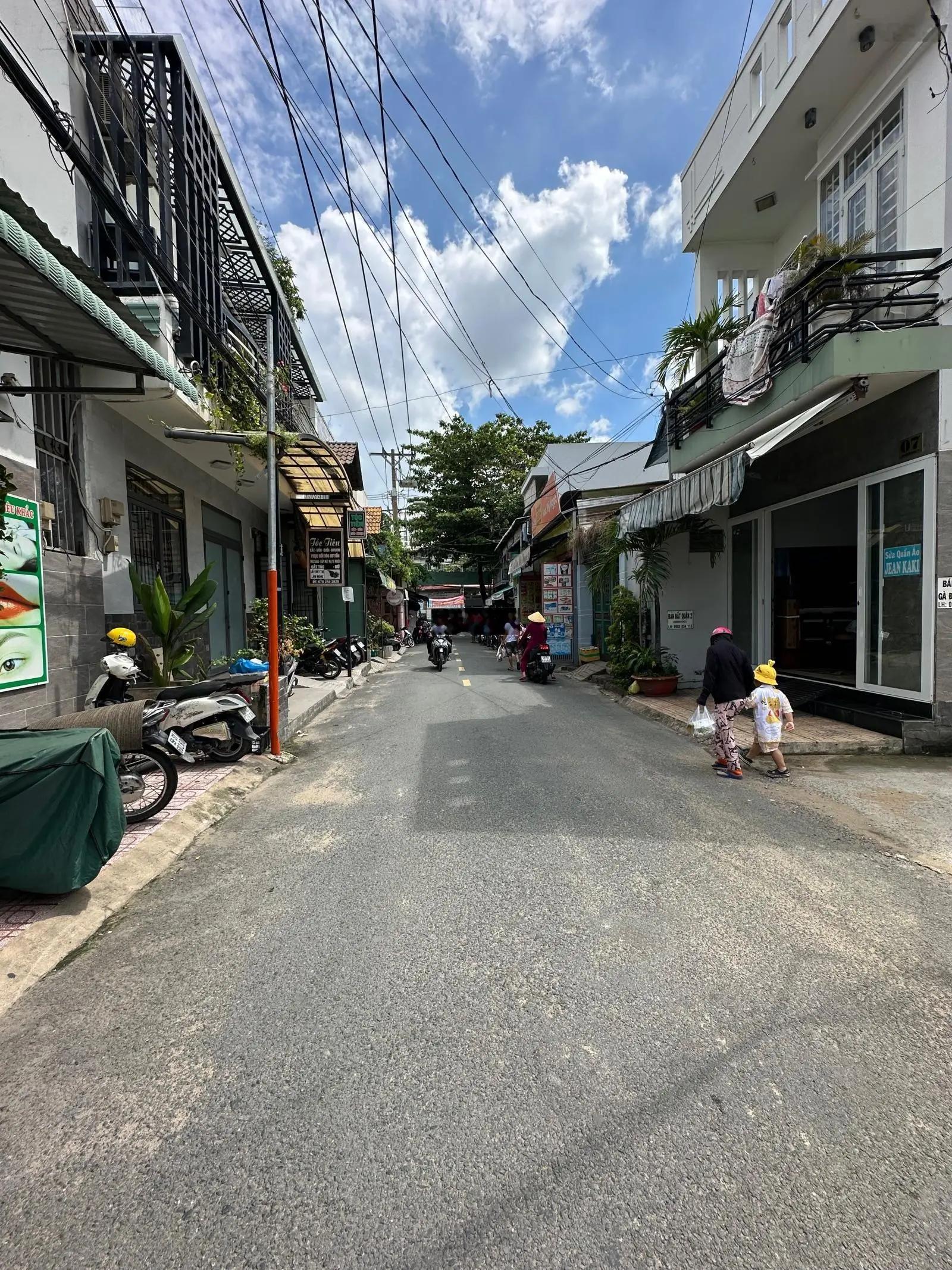 Bán đất 60m2 giá 5,3 tỷ, hẻm ô tô, P. Bình Trưng Đông. TP Thủ Đức. LH: 0902 126 ***