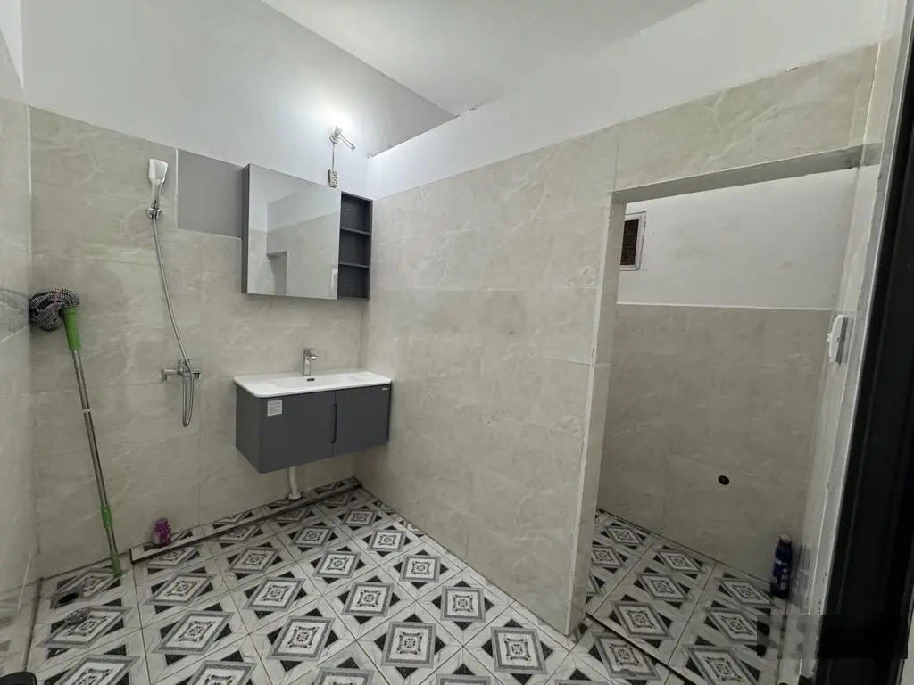 Hiếm mặt phố, kinh doanh bất chấp, Đại Mạch, Đông Anh DT 100m2 nhà 3 tầng sẵn ở và kinh doanh