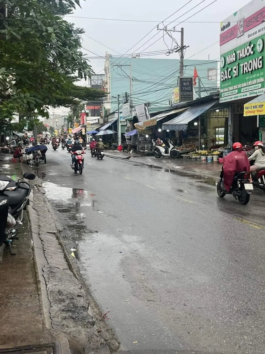 Cần bán mặt tiền kinh doanh giá rẻ nằm chợ Đoàn Thị Kia thành phố Dĩ An